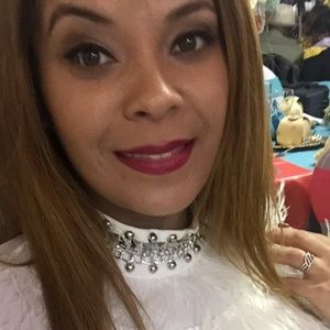 Meet your Posher, Ververonica